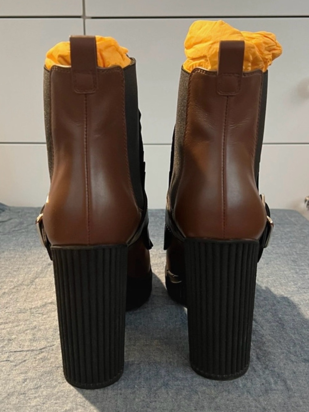 Tod's fringe leather ankle boots brown black block heel booties - Picture 5 of 11